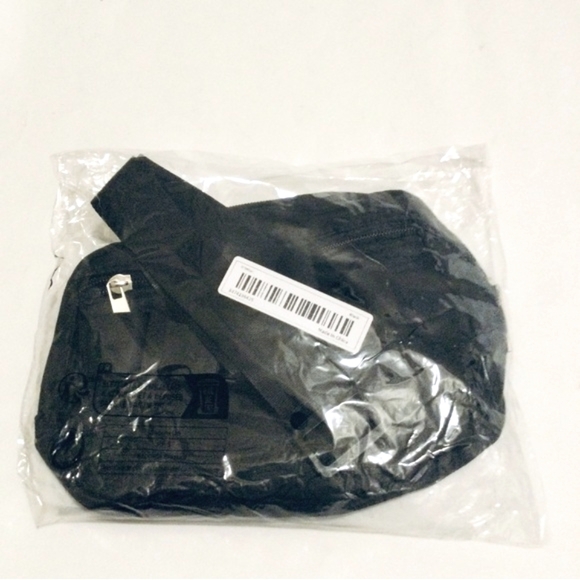 NEW Crossbody Chest Bag/Belt Bag/Shoulder Bag - Picture 9 of 9